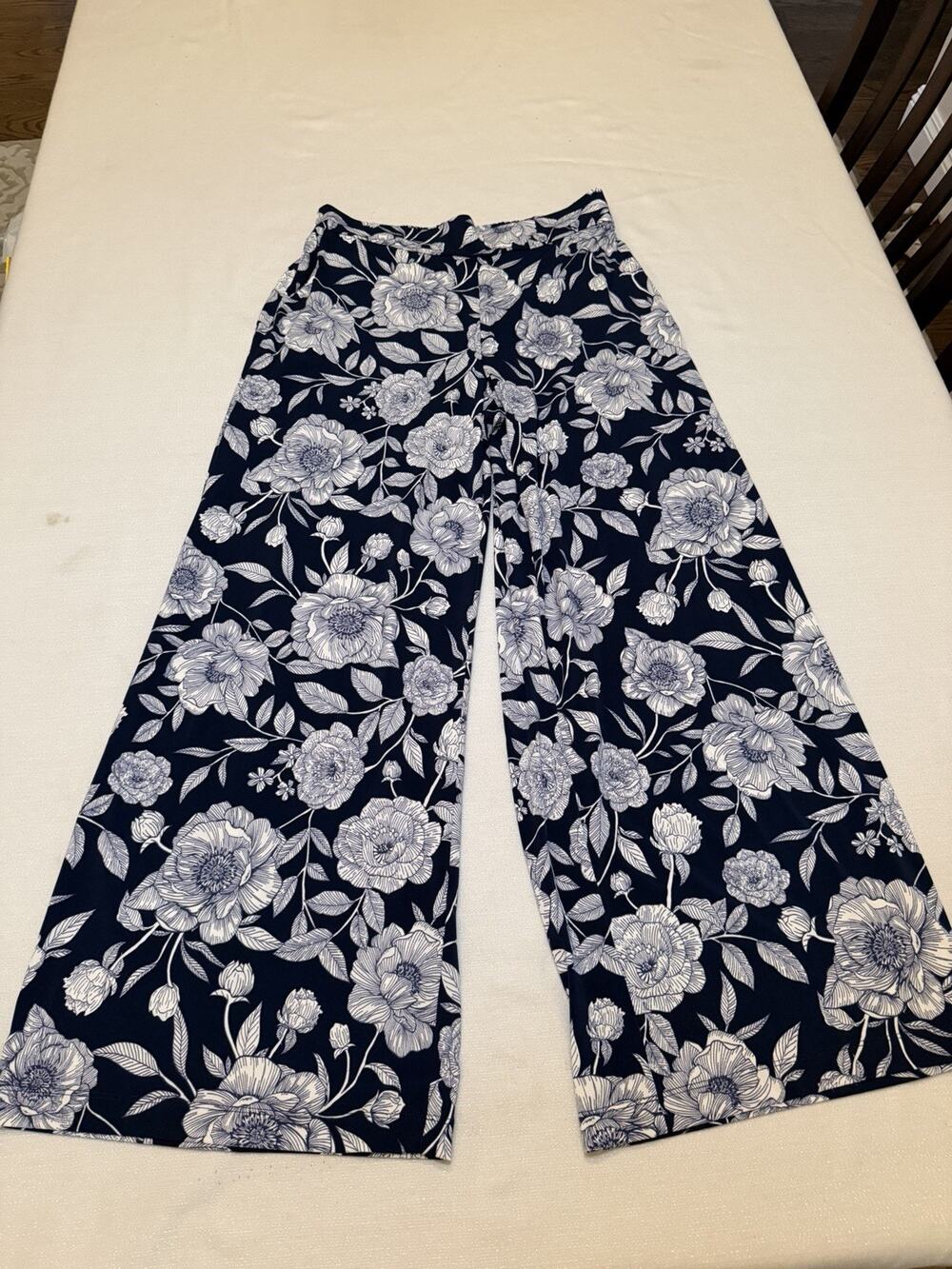 Three Dots Navy Floral Knit Wide Leg Pull On Pants Size M